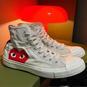 Converse Chuck Taylor All Star
70 Hi Comme Des Garçons CDG
PLAY